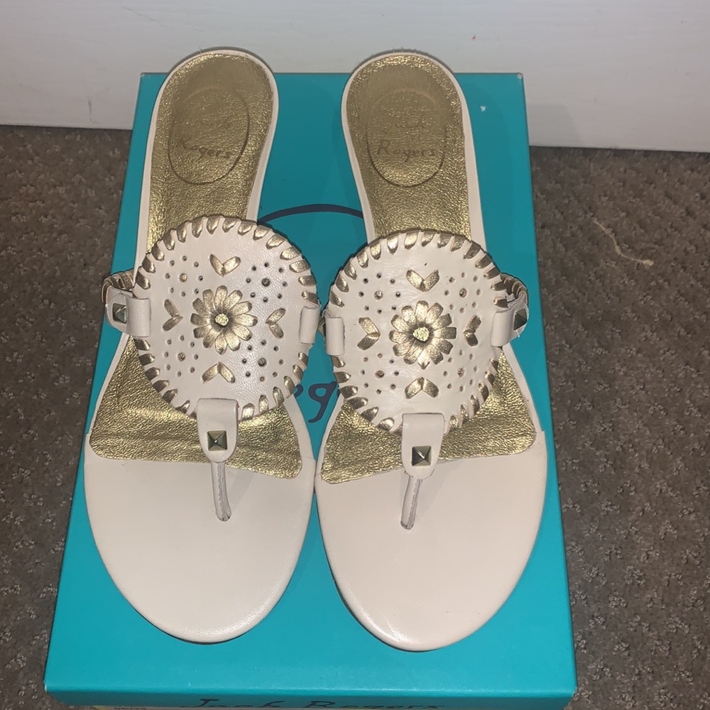 Devyn Bone/Gold Jack Rogers Sandals